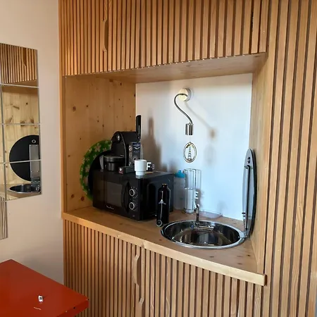 Avec Terrasse A Apartament *